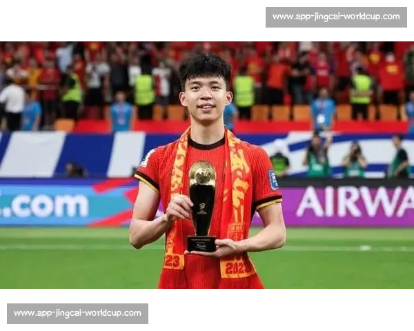 德转朱艺预告王钰栋身价暴涨!18 岁新星估值或破 200 万欧,球迷评论区竞猜最新身价 德转朱艺预告王钰栋身价暴涨!18 岁新星估值或破 200 万欧,球迷评论区竞猜最新身价