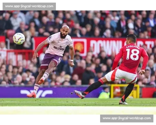 曼联新赛季锋线重组:库尼亚、姆贝乌莫领衔,新 9 号引援加速