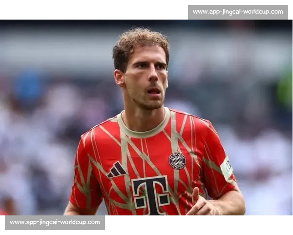 格雷茨卡闪击世界波 + 9.8 分！拜仁中场教科书级表现