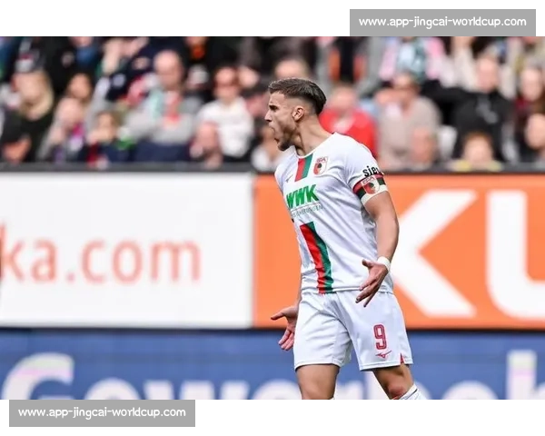 官方：拜仁前锋维多维奇 120 万欧加盟萨格勒布迪纳摩，身披 10 号剑指双冠